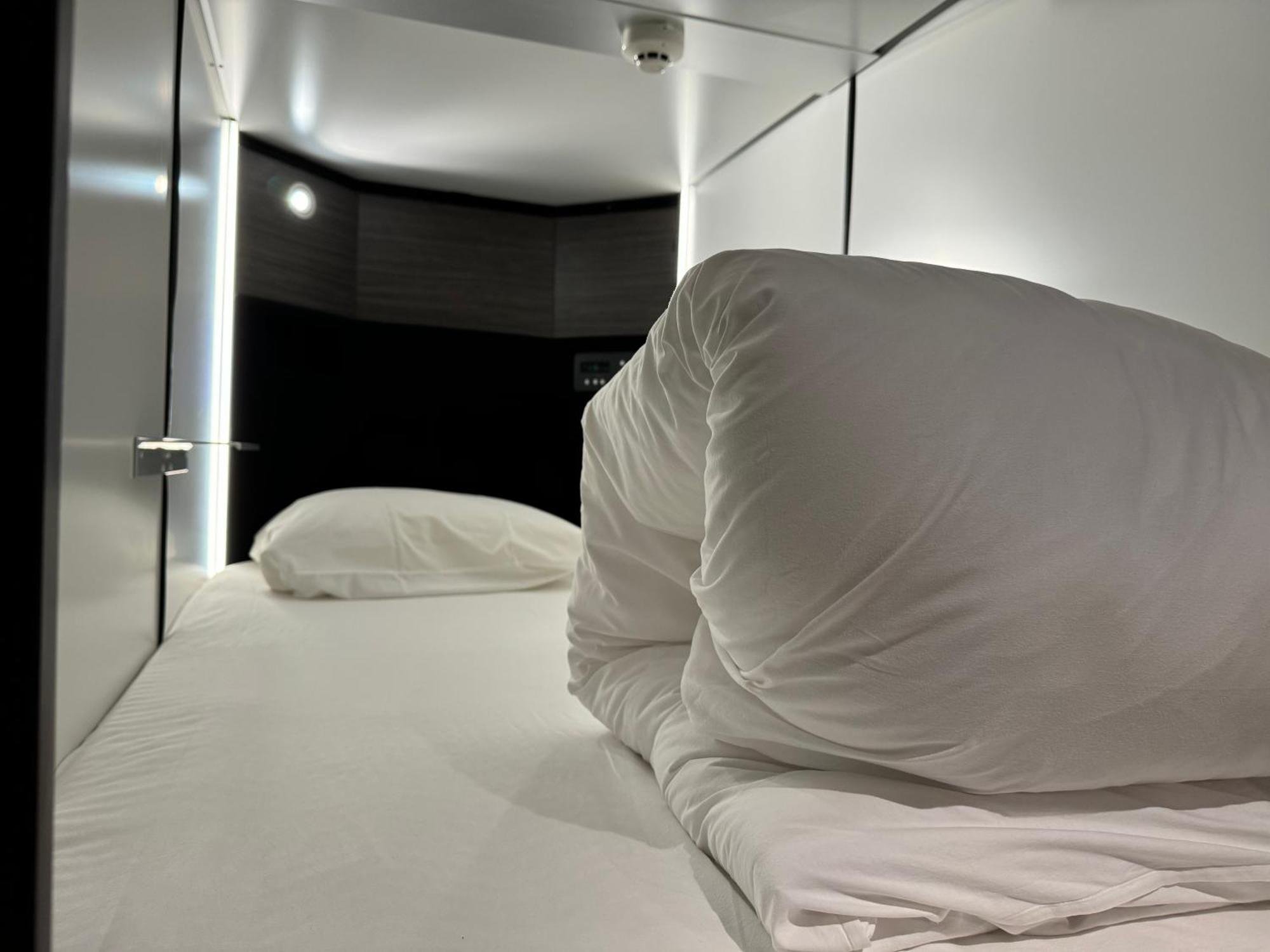 Capsule Hotel Suzumoriya Tokio Zewnętrze zdjęcie